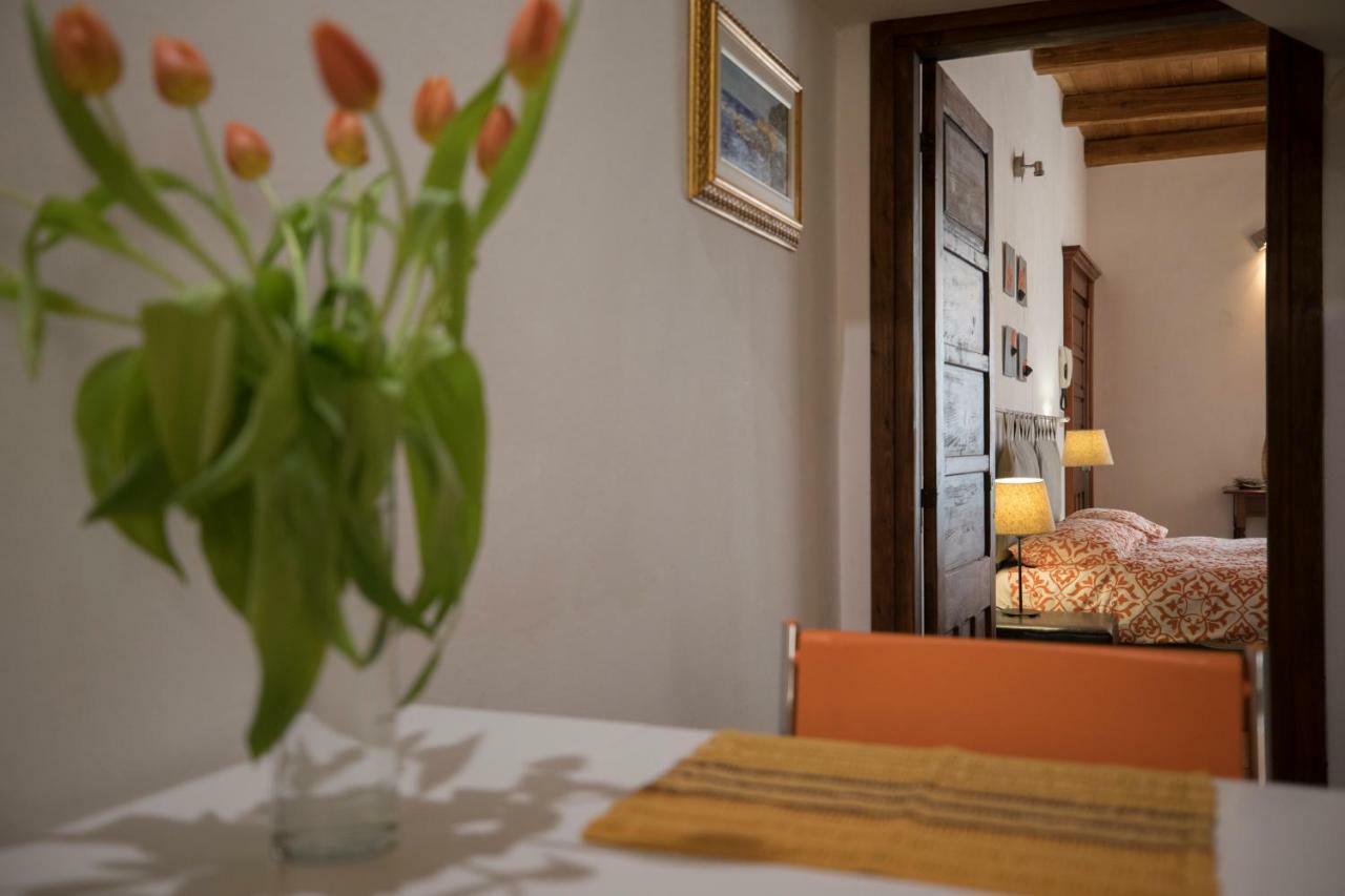 Maiorca 24 Apartments Альгеро Экстерьер фото